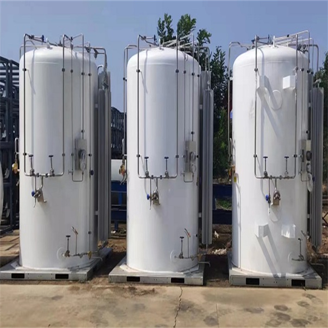 Microbulk tanks (11).jpg